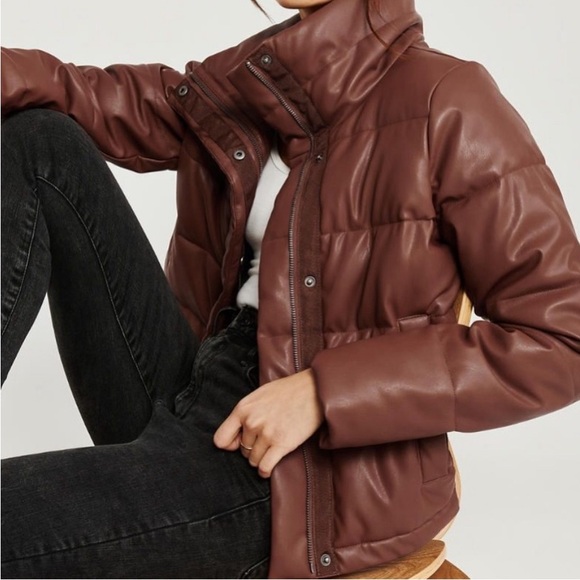 Abercrombie & Fitch Jackets & Blazers - Abercrombie vegan Leather Mini Puffer in Cognac Brown